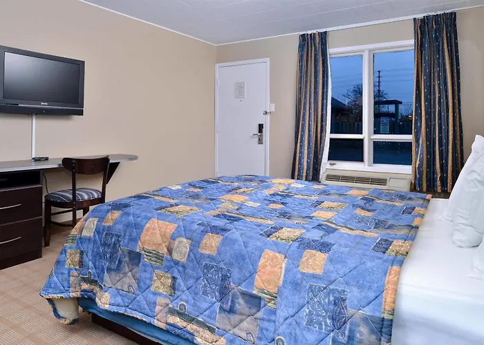 Queen Room
